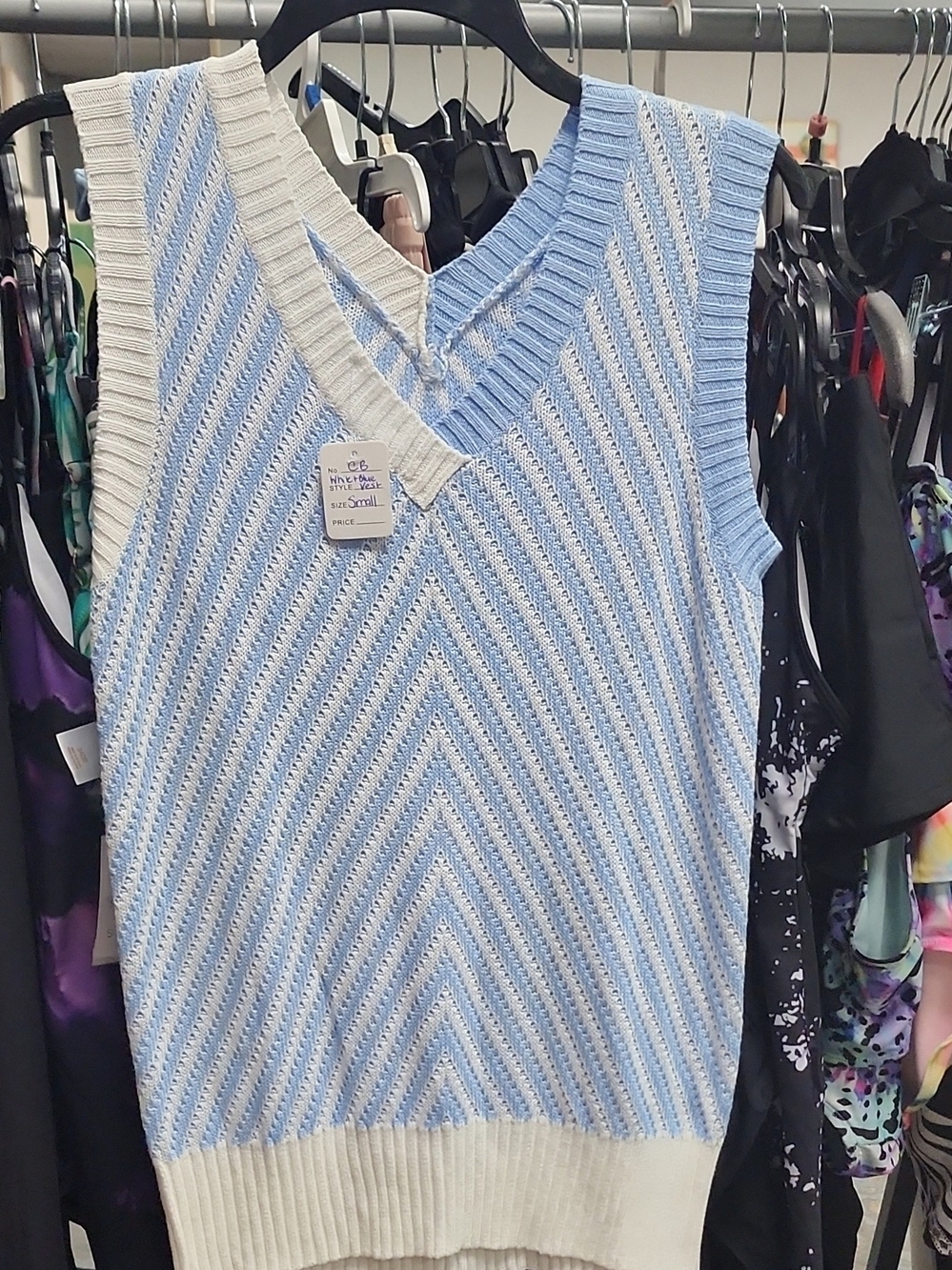 Light Blue and White Knit V‑Neck Sleeveless Sweater Vest